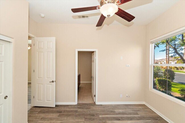 Building Photo - 80215 Queensboro Dr