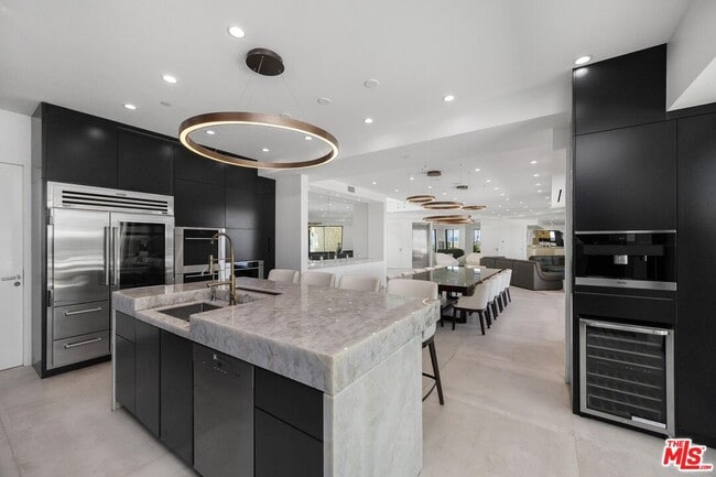 Building Photo - 3911 Cody Rd