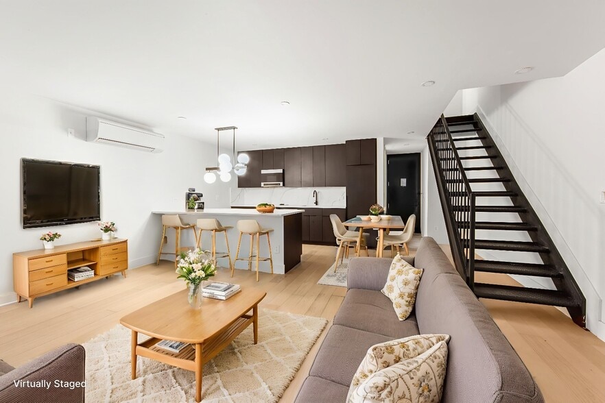 Primary Photo - 355 E 50th St