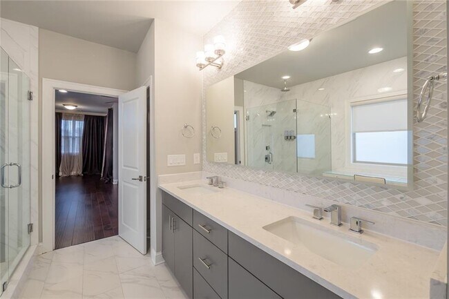 Building Photo - 4216 Deming Cir