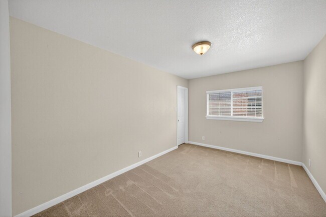 Building Photo - 25119 Royal Land