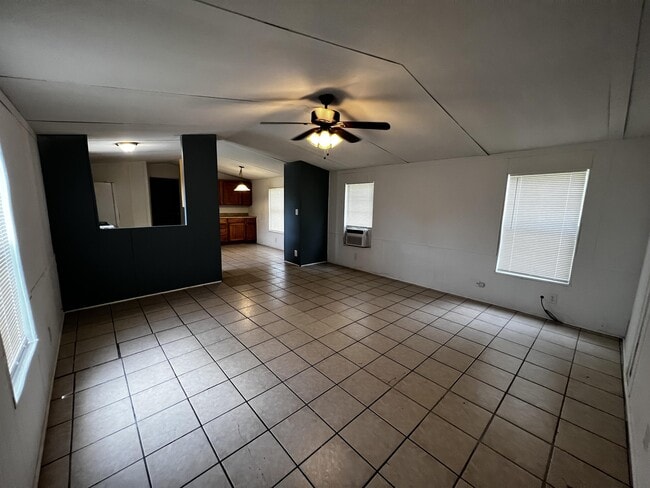 Building Photo - 220 Six Pines Rd