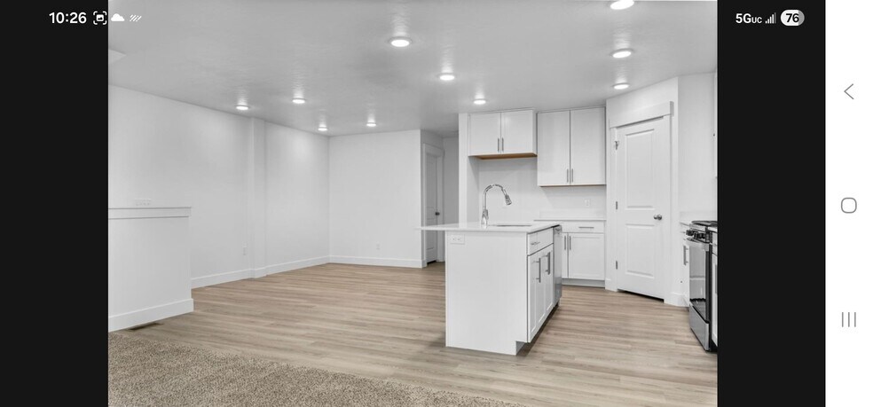 Building Photo - 1096 N 1840 W