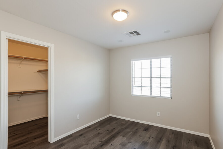 Building Photo - 16761 W Maricopa St