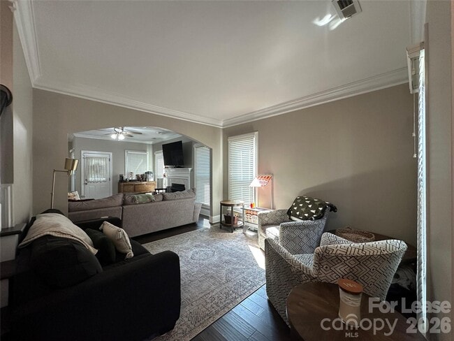 Building Photo - 819 Stargard Ct