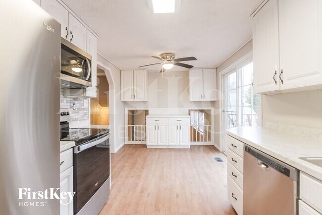 Building Photo - 3226 Lacy Court