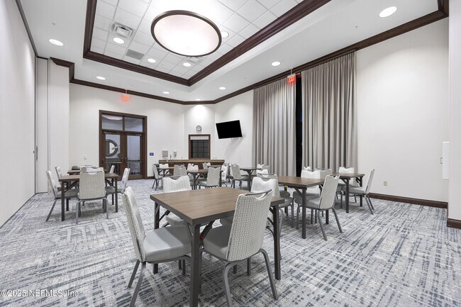 Building Photo - 225 Sweet Pne Trl