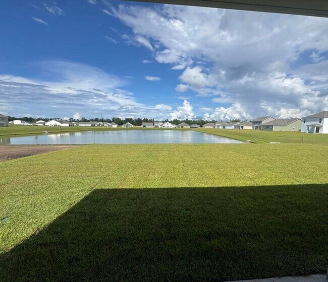 Building Photo - 403 Acosta Cir