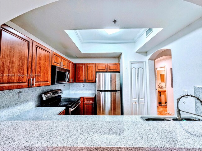 Primary Photo - 8858 W Flagler St