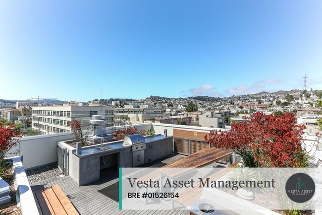 Building Photo - Designer 2-Bedroom in Iconic VIDA Residences