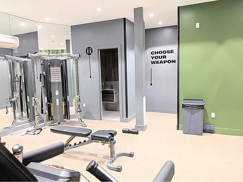 Building Photo - 223 E 96th St