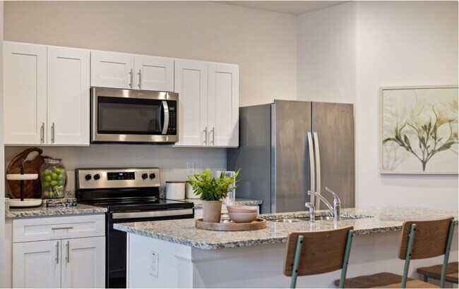 Building Photo - 3705 Lori Ln