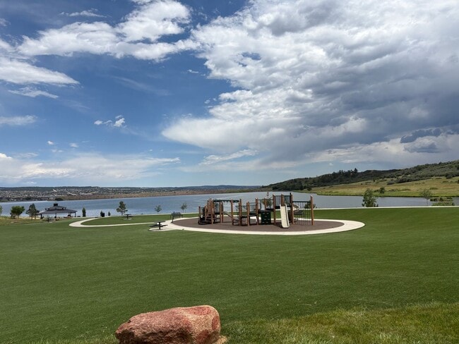 Building Photo - 2392 Pelican Bay Dr