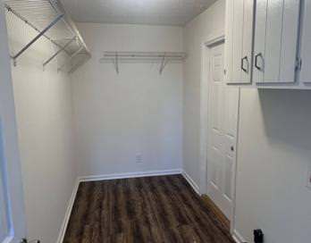 Building Photo - 3036 Willow Ln Dr