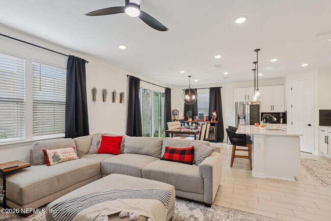 Building Photo - 7233 Mahogany Run Dr