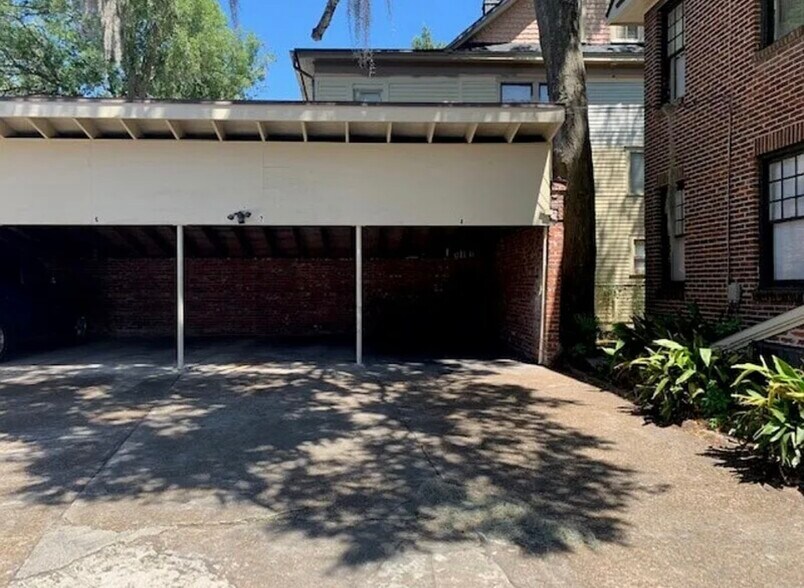 Building Photo - 2839 Saint Johns Ave