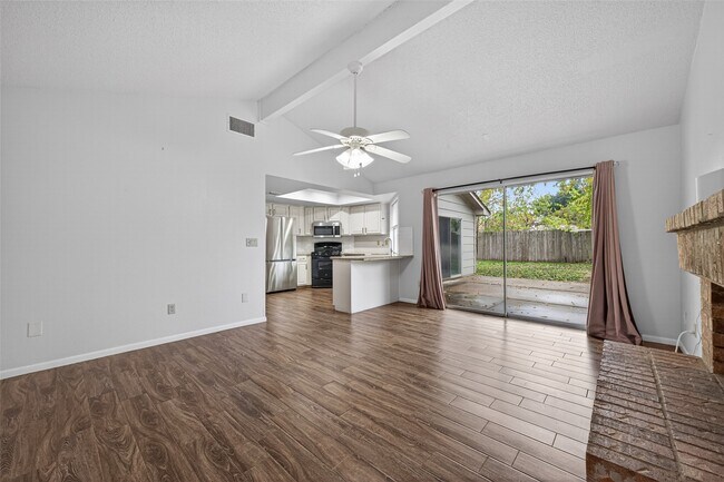 Building Photo - 5311 Summit Lodge Dr