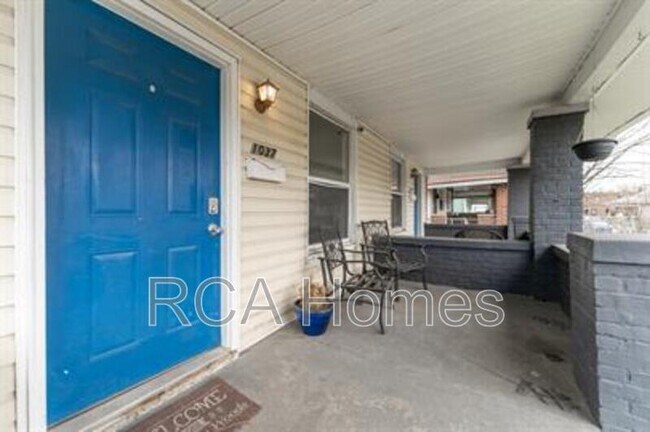 Building Photo - 1037 N Parker Ave