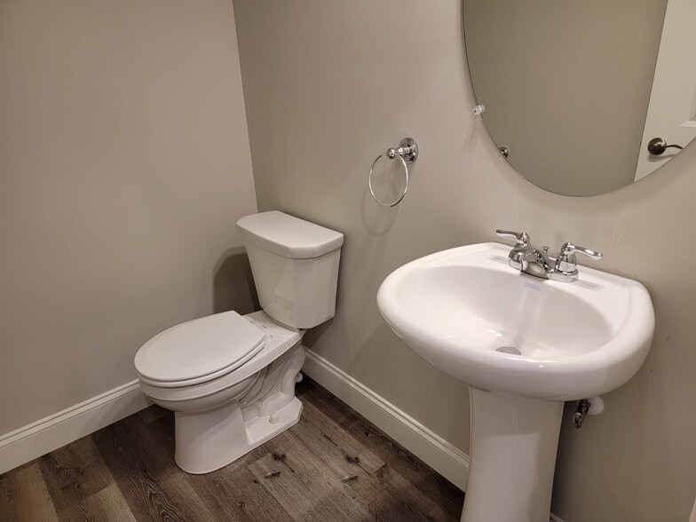 Building Photo - 256 Sage Blvd