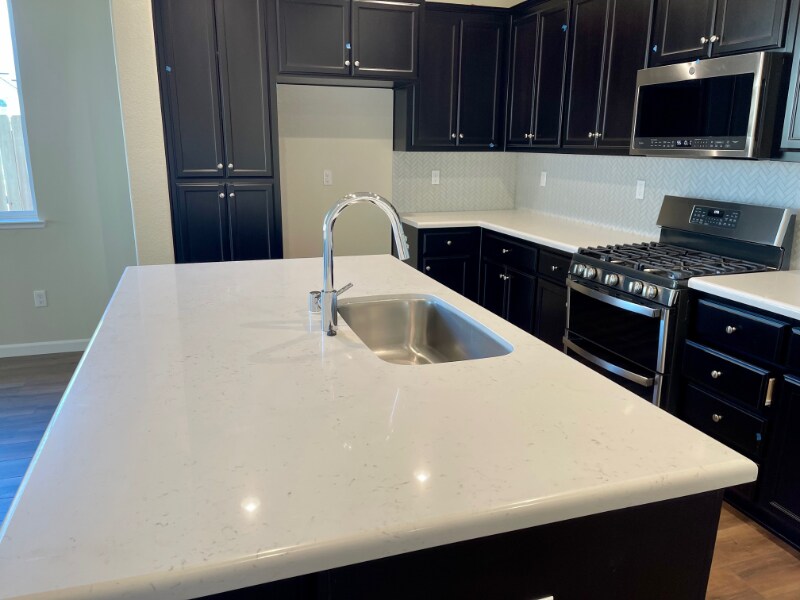 Building Photo - 658 Arlington Wy