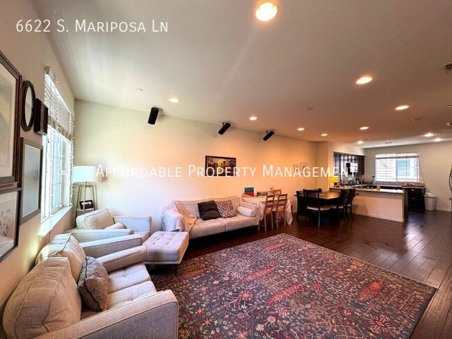 Building Photo - 6622 S Mariposa Ln