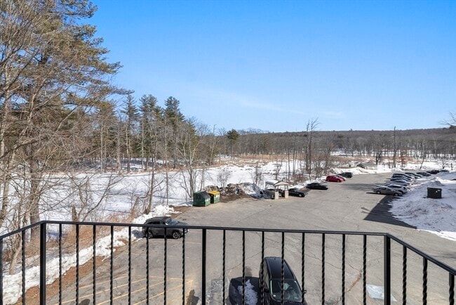 Building Photo - 276 Codman Hill Rd