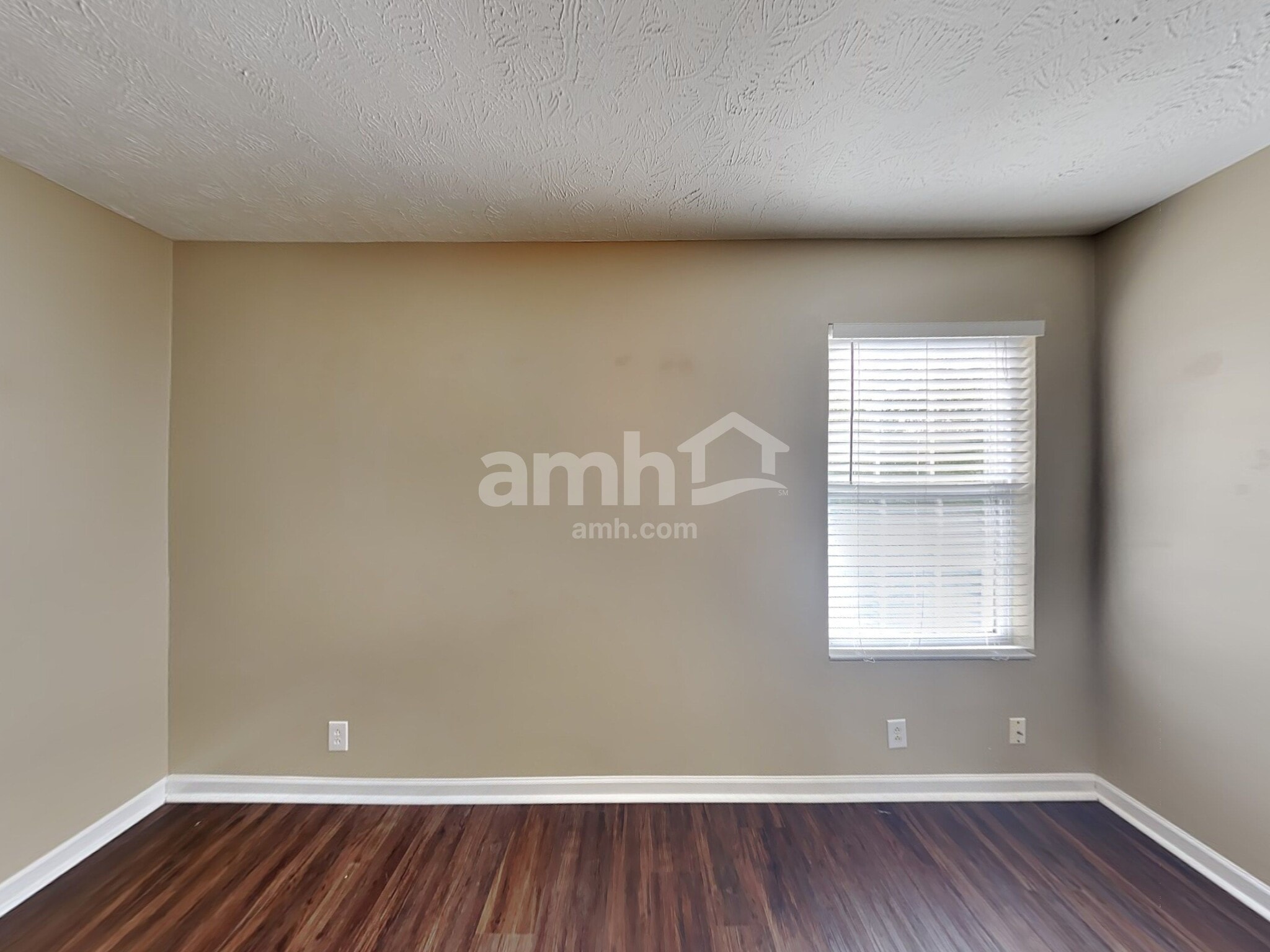 Building Photo - 4861 Nina Marie Ave