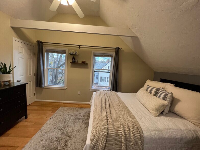 Building Photo - 3 Knox Ct