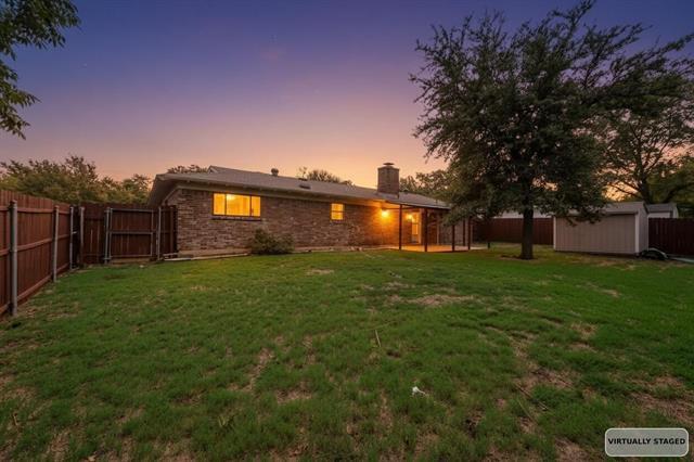 Building Photo - 2325 Shady Grove Dr