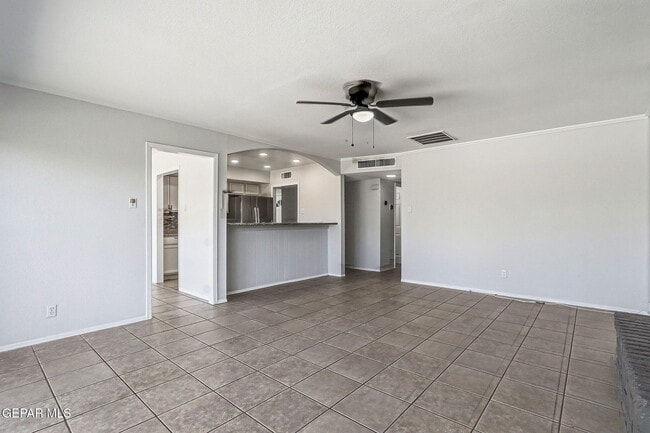 Building Photo - 809 Del Mar Dr