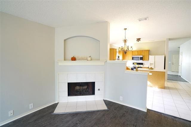 Building Photo - 2204 Eagle Mountain Dr