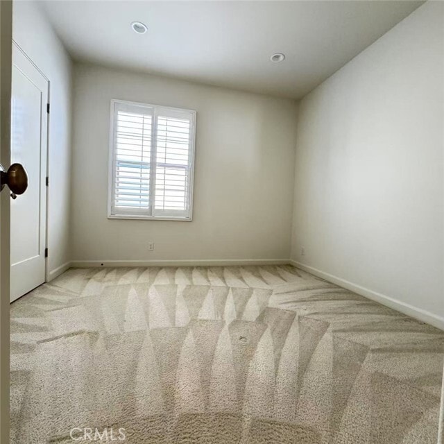 Building Photo - 102 Holly Springs