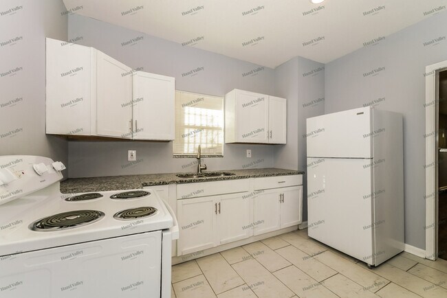 Building Photo - 3911 Bellefontaine Ave