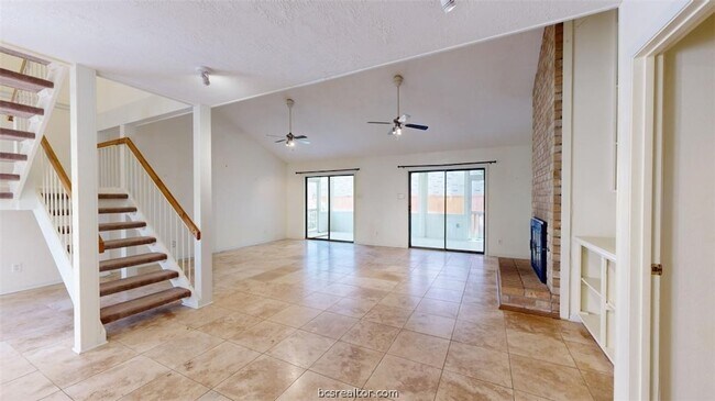 Building Photo - 3004 Gleneagles Ct