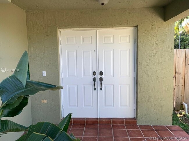 Building Photo - 3400 SW 153rd Ave
