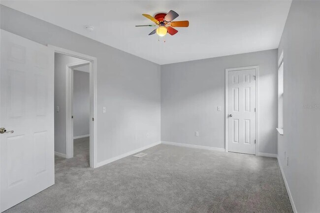 Building Photo - 603 Coconut Palm Way