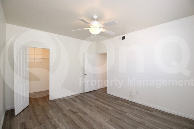 Building Photo - 16013 S Desert Foothills Pkwy