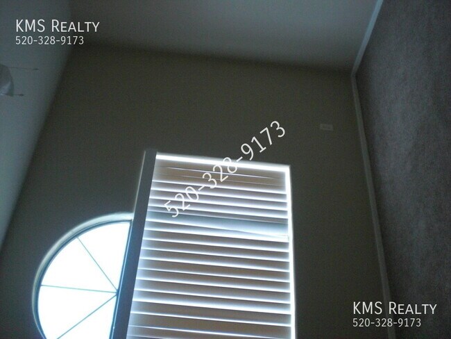 Building Photo - 6735 S Via Molino De Viento