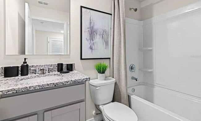 Building Photo - 528 Zinfandel Dr