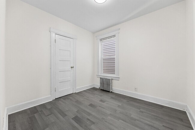 Building Photo - 149 Bidwell Ave