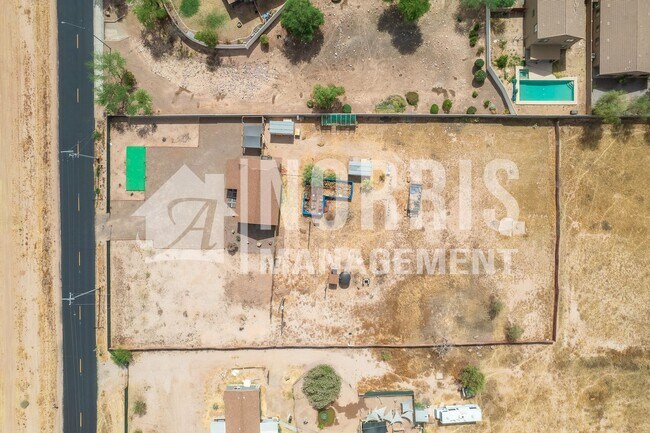 Building Photo - Great Home in Casa Grande with a Country Feel