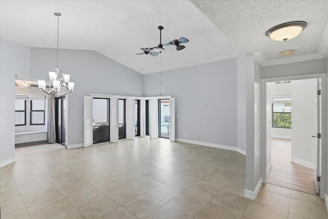 Building Photo - 21583 Villa Nova Dr