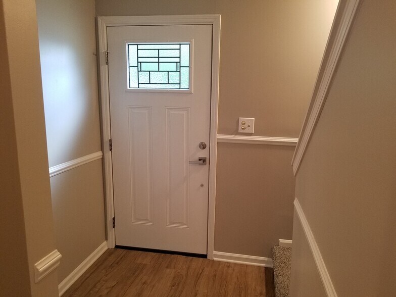 Building Photo - 31 Sally Ann Pl