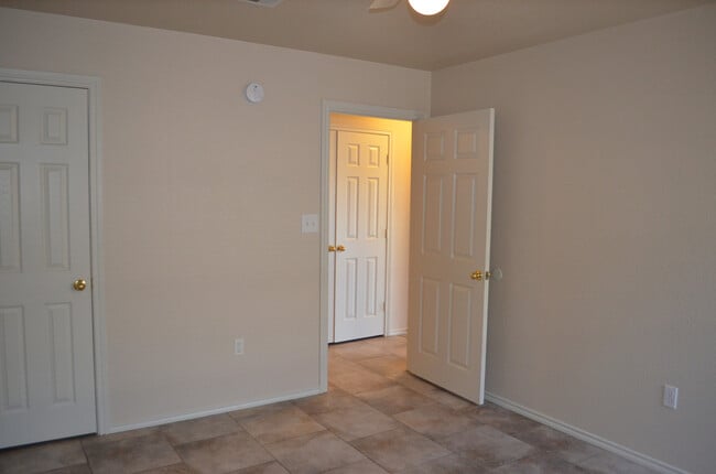 Building Photo - 1710 Ute Trail