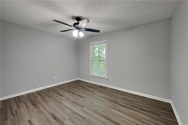 Building Photo - 524 Meadowfield Ct