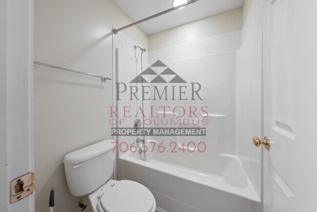 Building Photo - 8079 Garrett Pines Dr