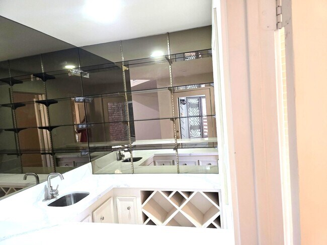 Building Photo - 1856 S Gessner Rd