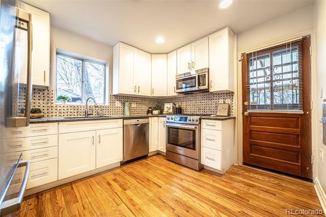 Building Photo - 1245 Dahlia St