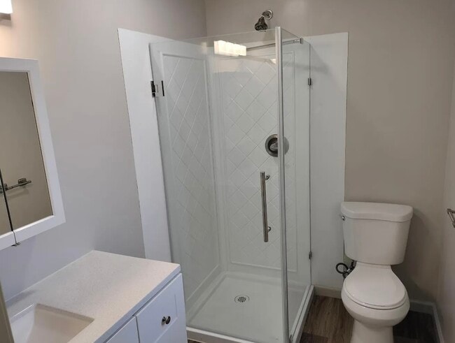 Building Photo - Single Family Home!