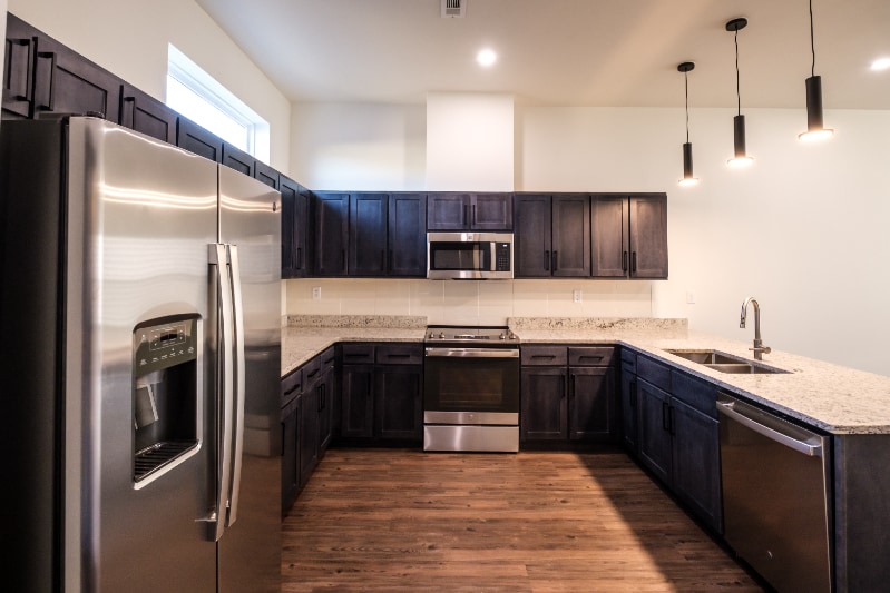 Building Photo - 303 Park St